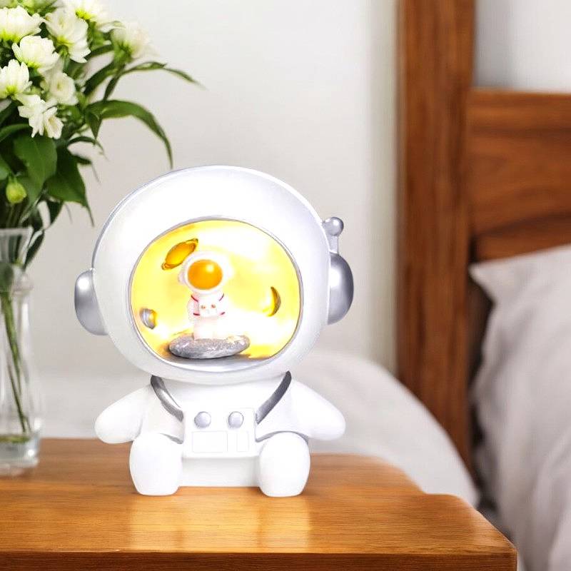 2-in-1 Astronaut Piggy Bank & Night Lamp For Kids